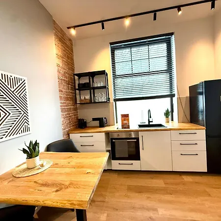 Design An Der Kw-bruecke *